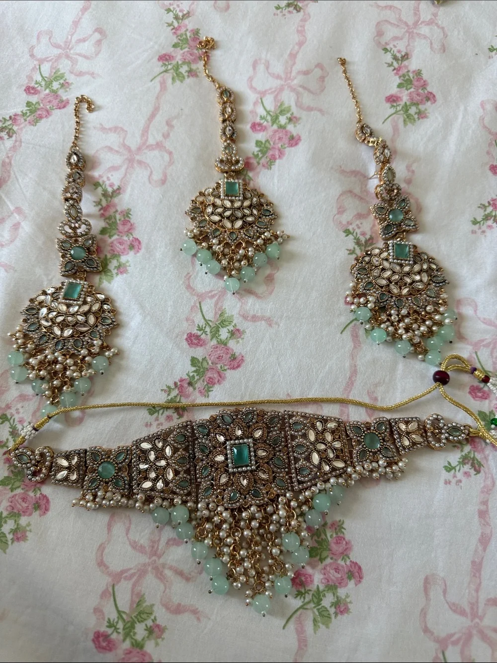 N/A stunning kundan
